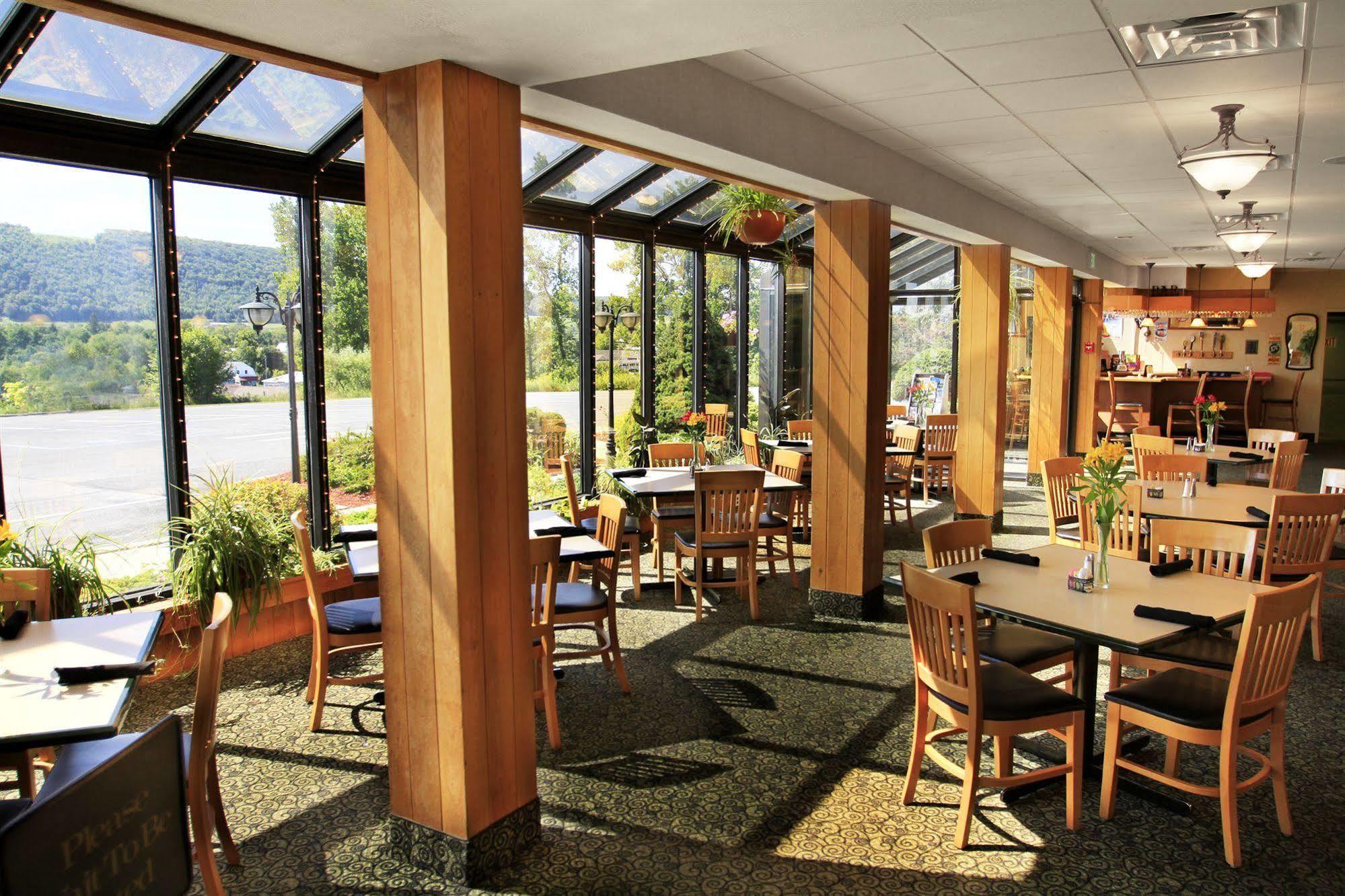 The Inn At Cobleskill المظهر الخارجي الصورة